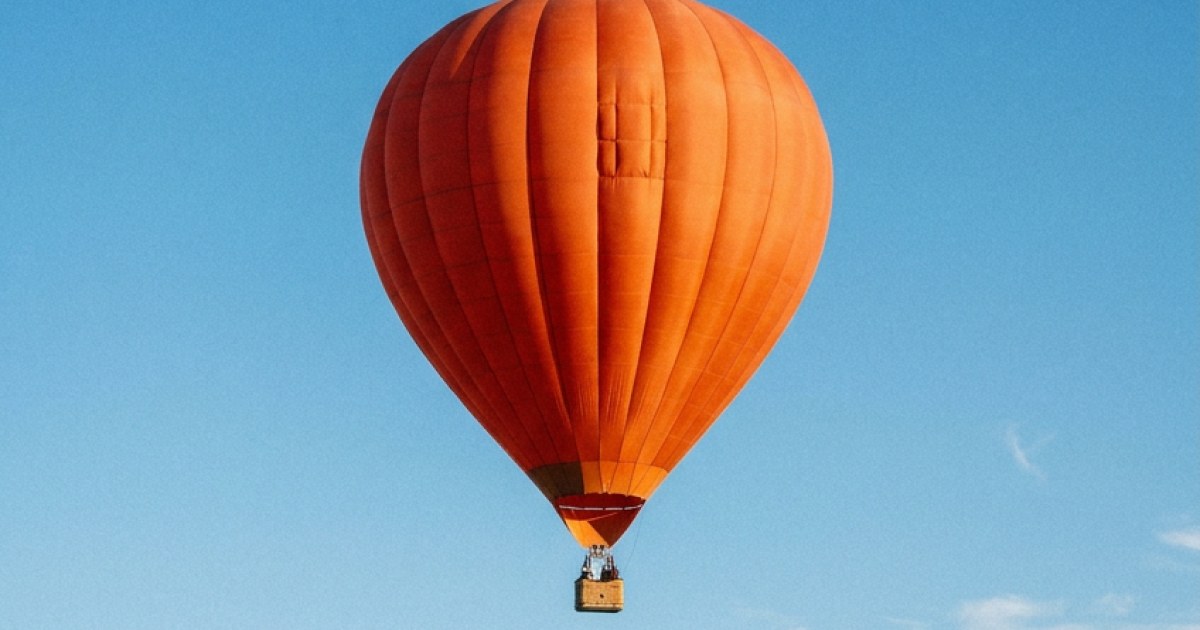 The Orange Balloon-Color Study